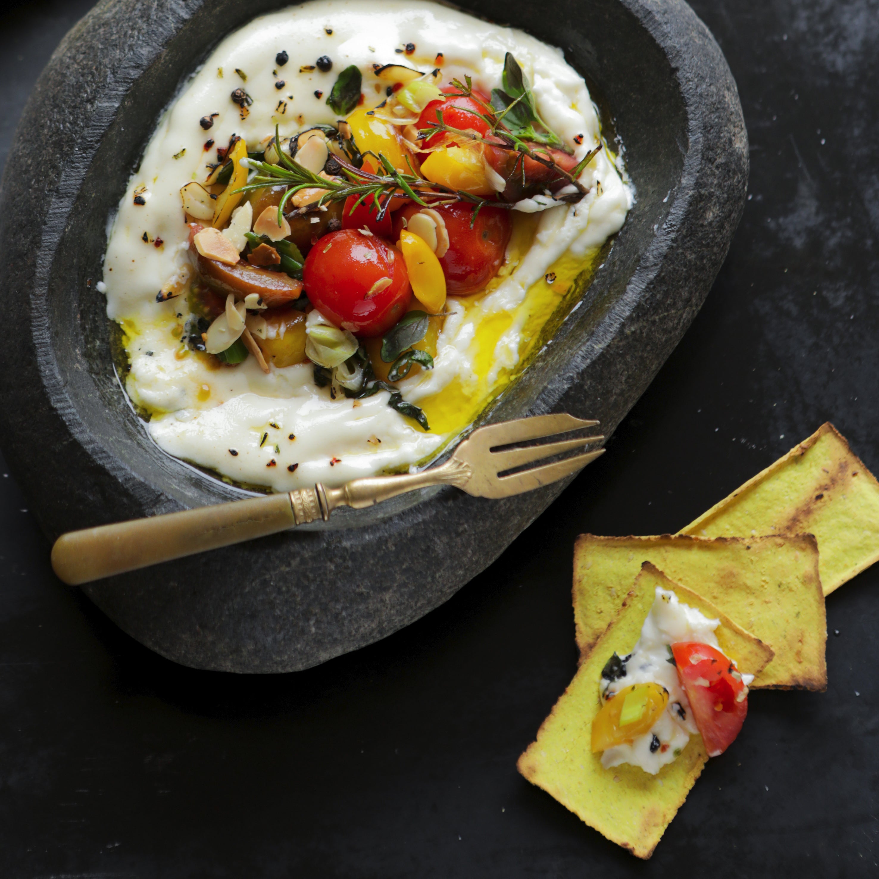 Tika Crackers Cúrcuma & Sésamo 140g